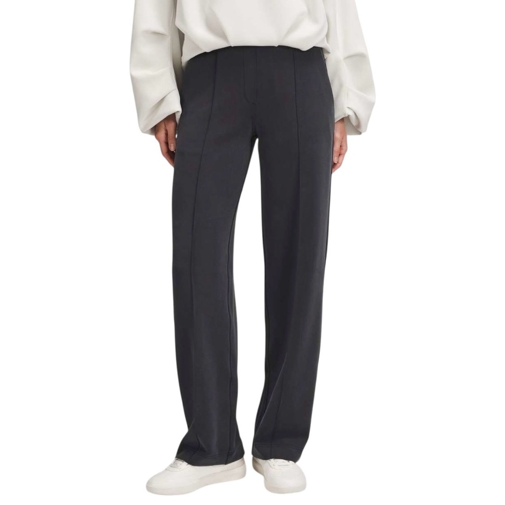 Lululemon Softstreme Pintuck Mid Rise Pants